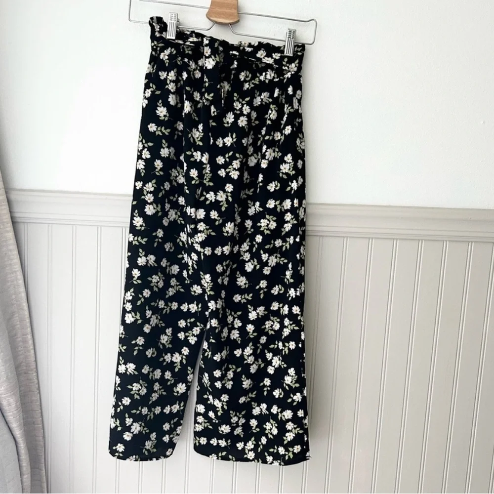Mi Ami Francesca's Girls 10 Flowy Black Floral Casual Tied Waist Pants